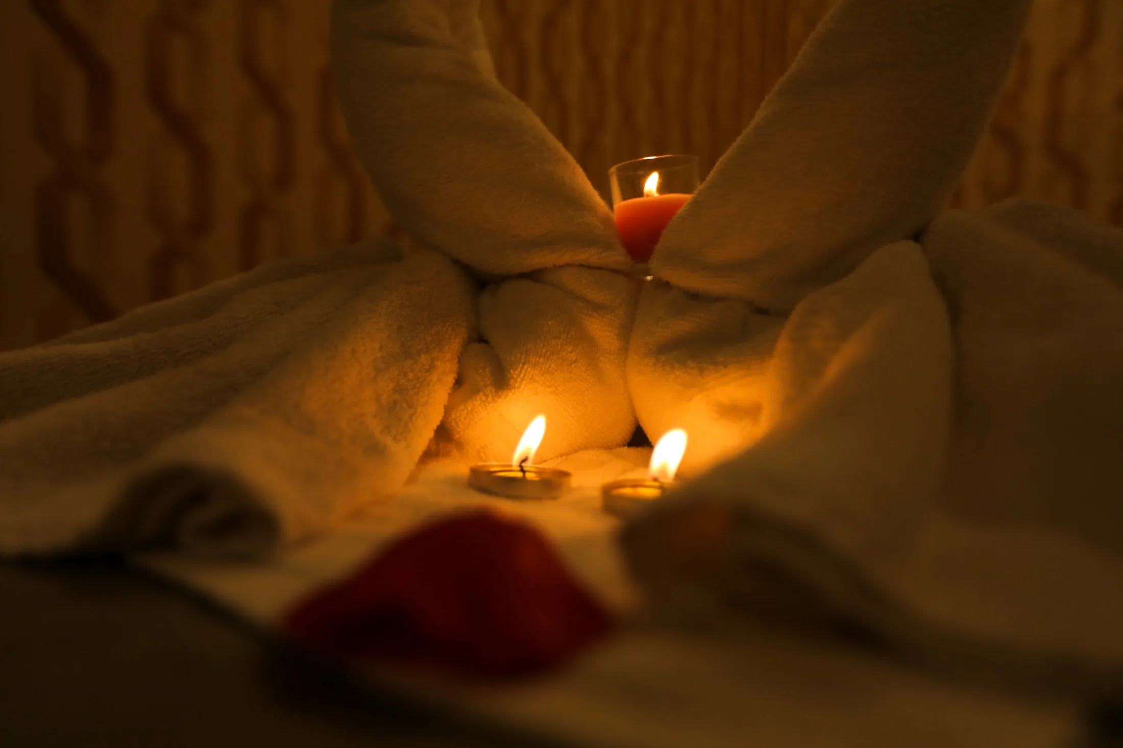 Marina VIP Spa towel and candle detail
